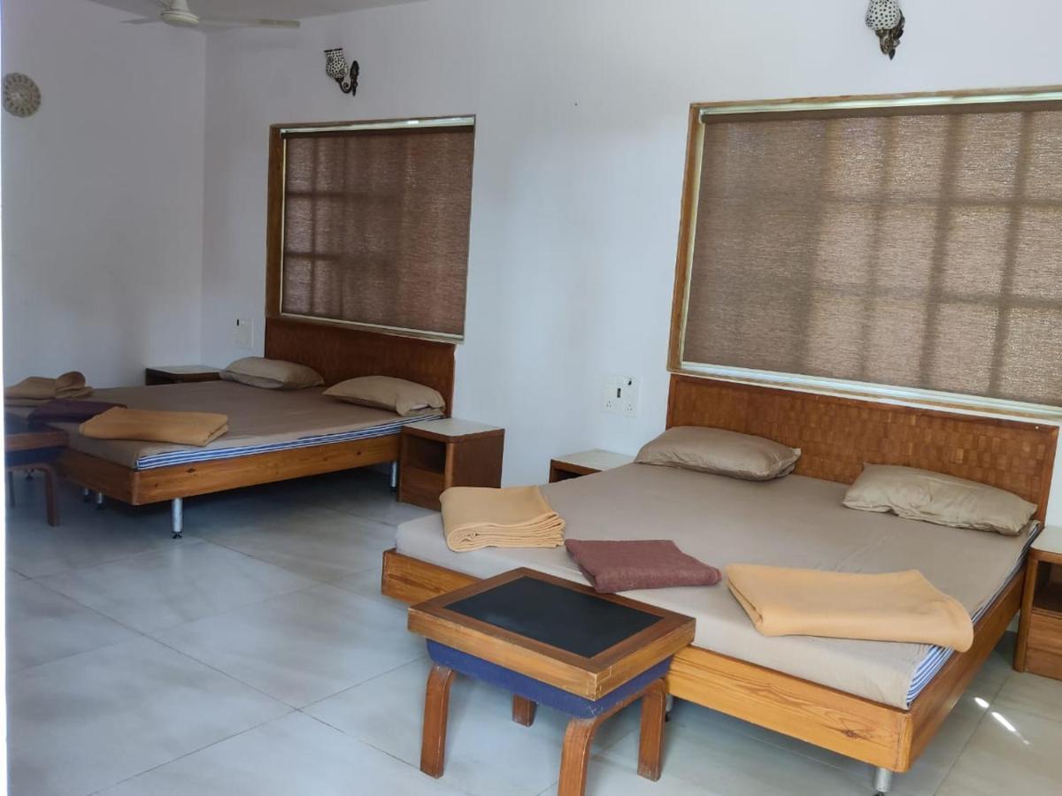 White House Beach Resort, Nagaon Dış mekan fotoğraf