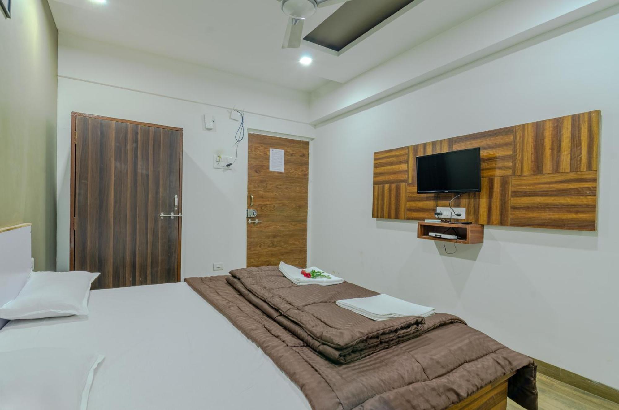 White House Beach Resort, Nagaon Dış mekan fotoğraf