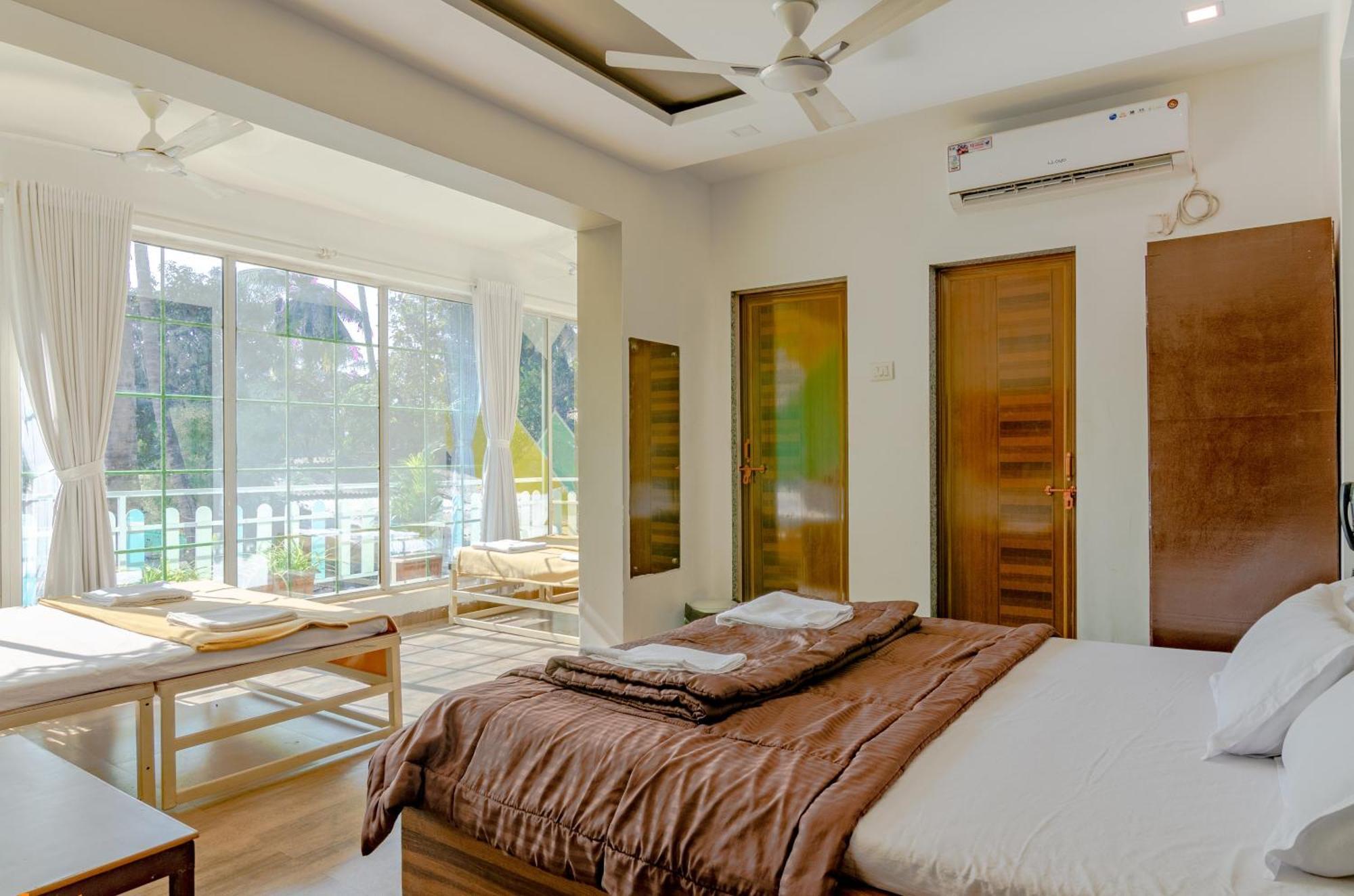 White House Beach Resort, Nagaon Dış mekan fotoğraf