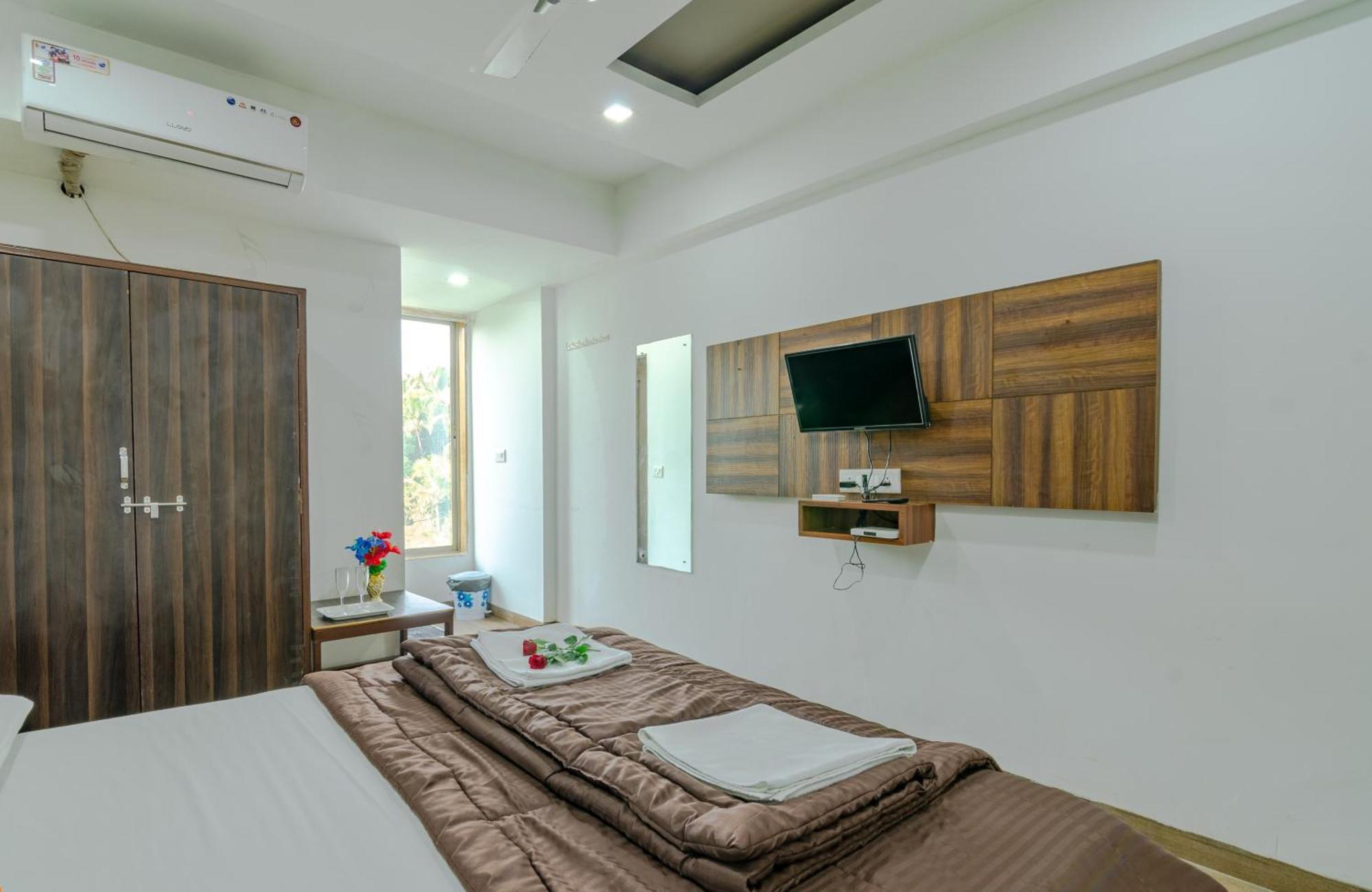 White House Beach Resort, Nagaon Dış mekan fotoğraf