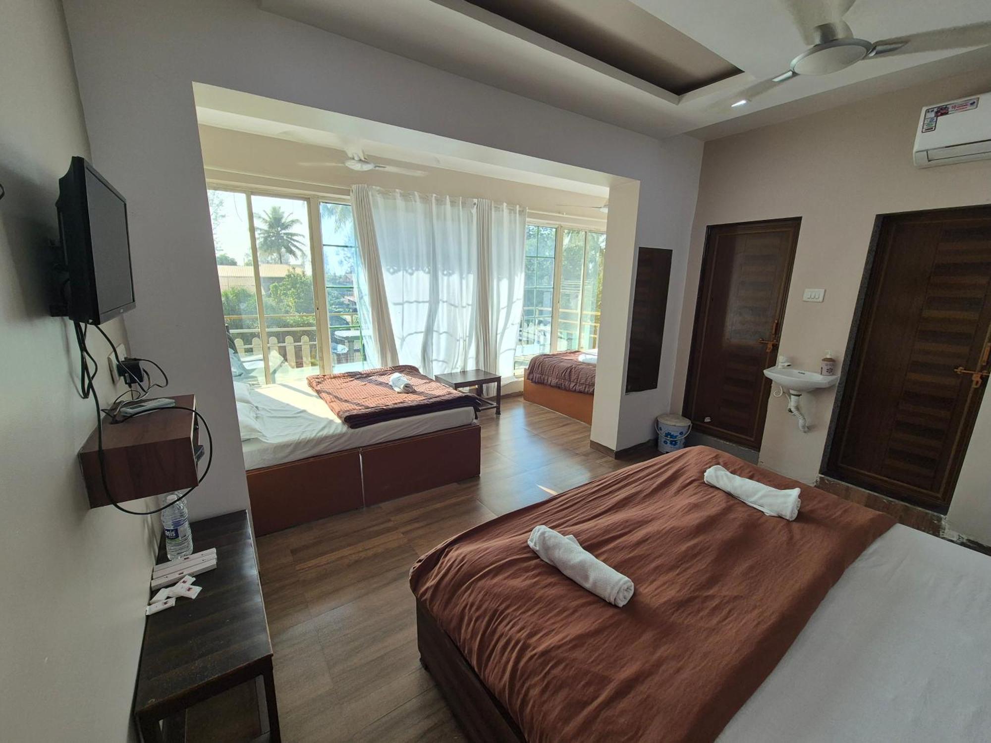 White House Beach Resort, Nagaon Dış mekan fotoğraf