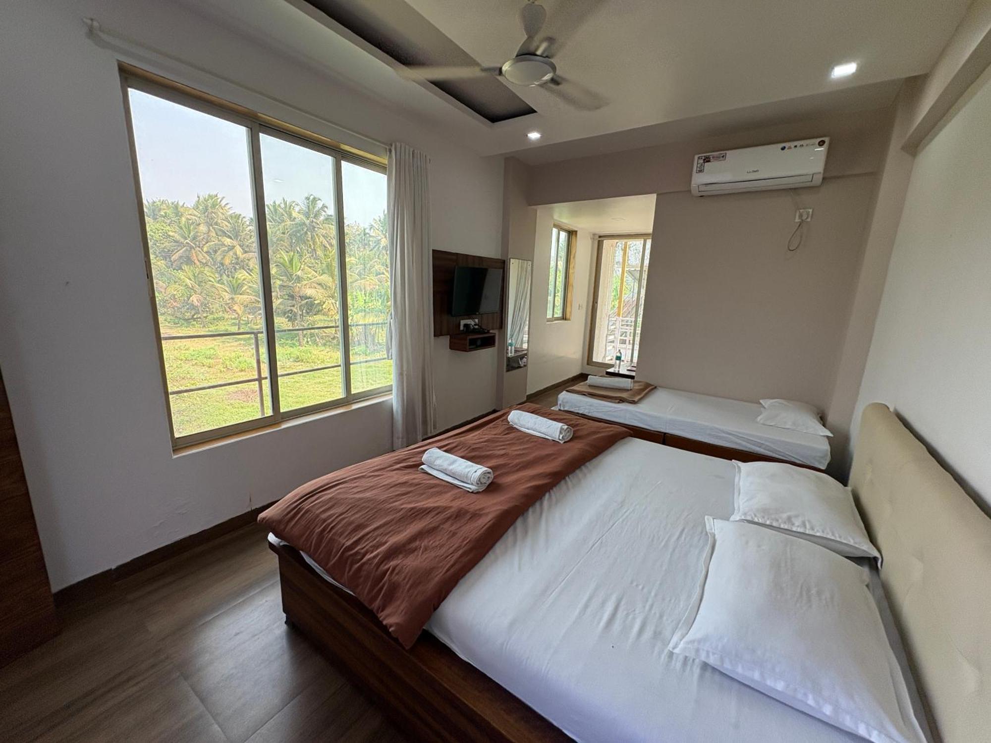 White House Beach Resort, Nagaon Dış mekan fotoğraf
